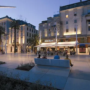 Bruno Centre And , Split Croacia