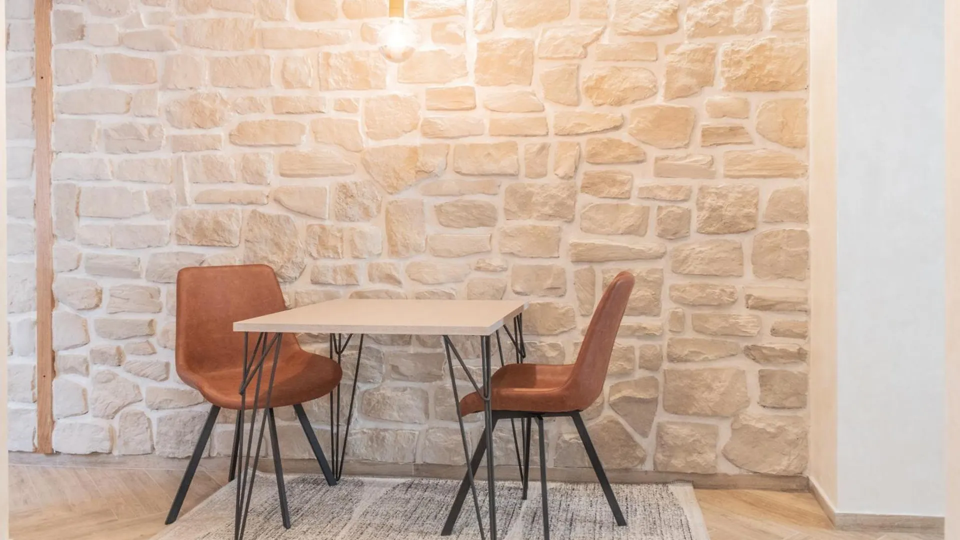 L&B Amphitheater Apartments Pula